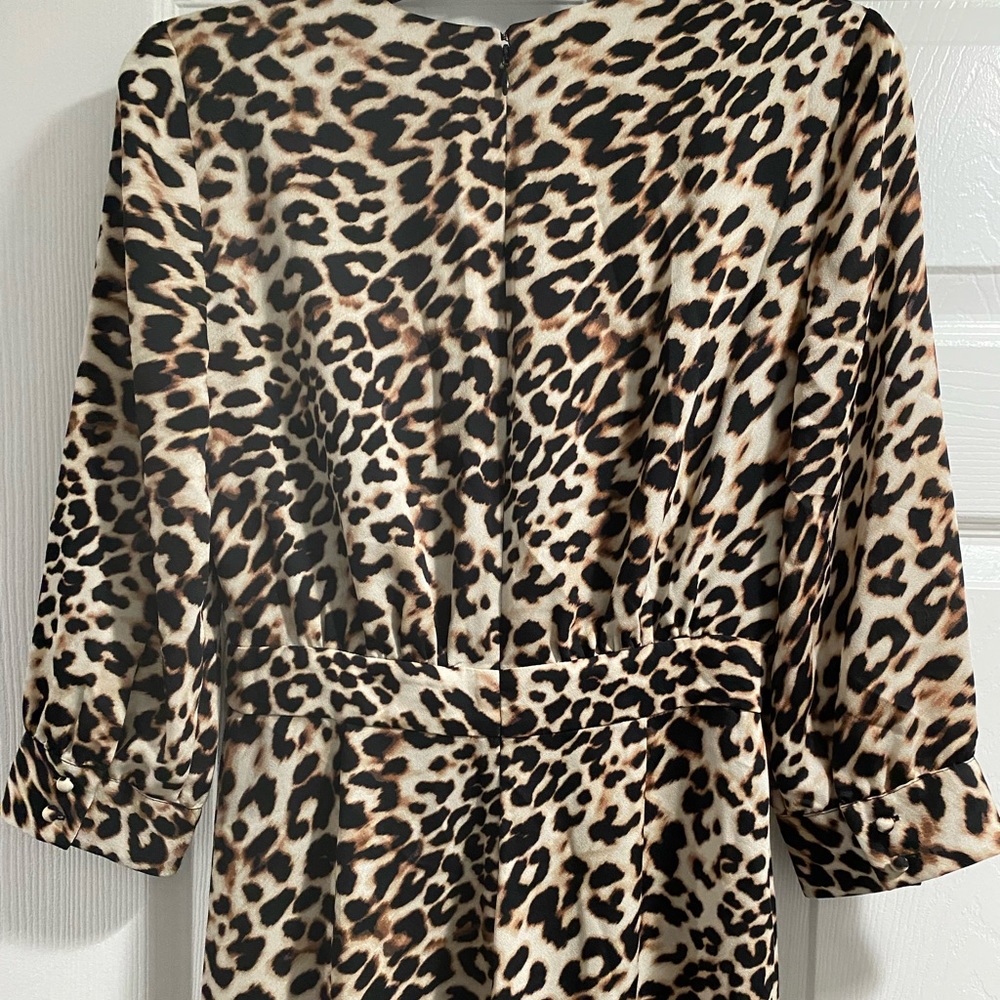 BCBGmaxazria wide leg leopard printed jumpsuit XS - Picture 7 of 11